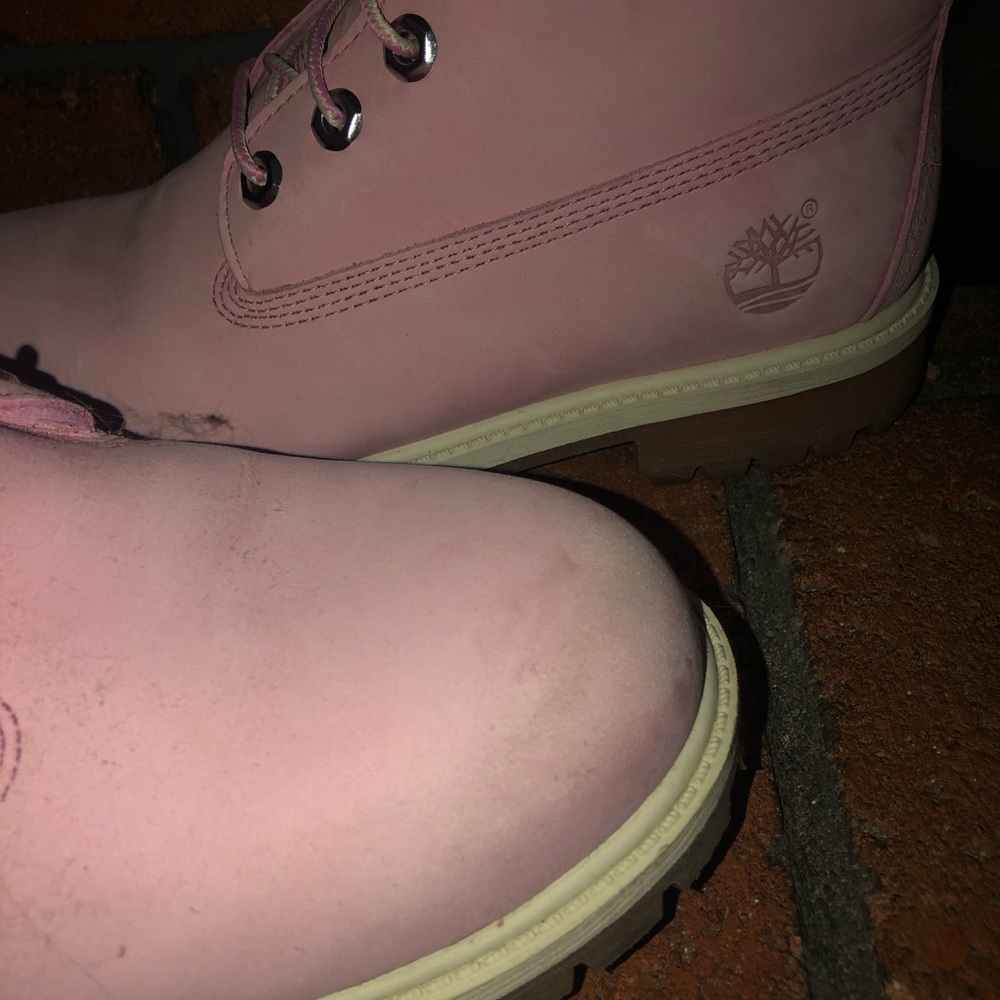 New Baby Pink Timberland Boots - Picture 3 of 5